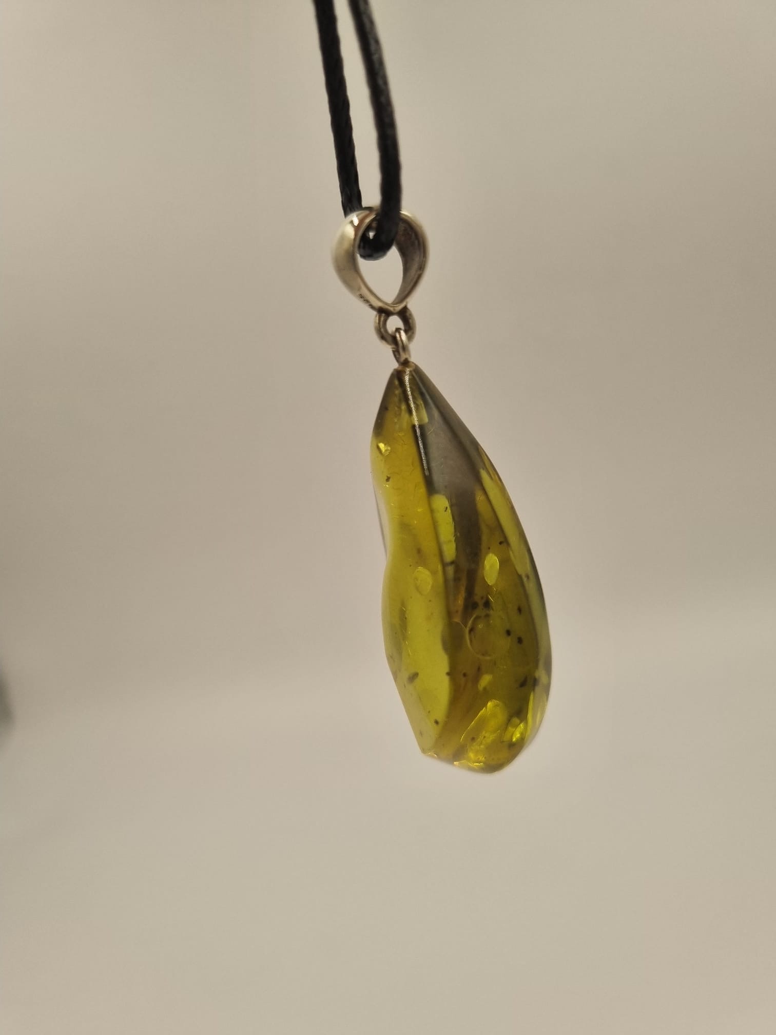 Yeşil Kehribar Kolye Ucu