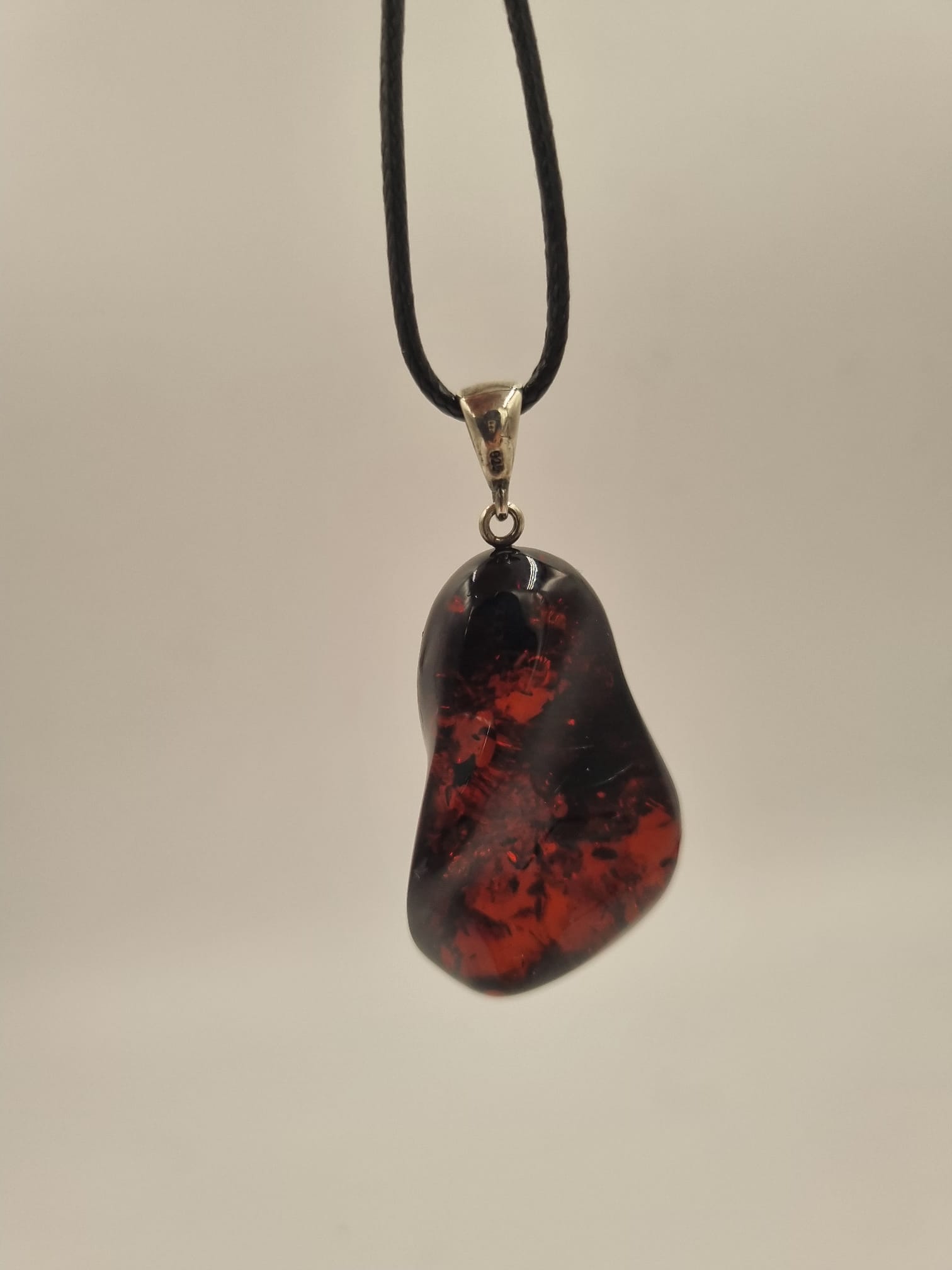 Kehribar Ateş Kolye Ucu