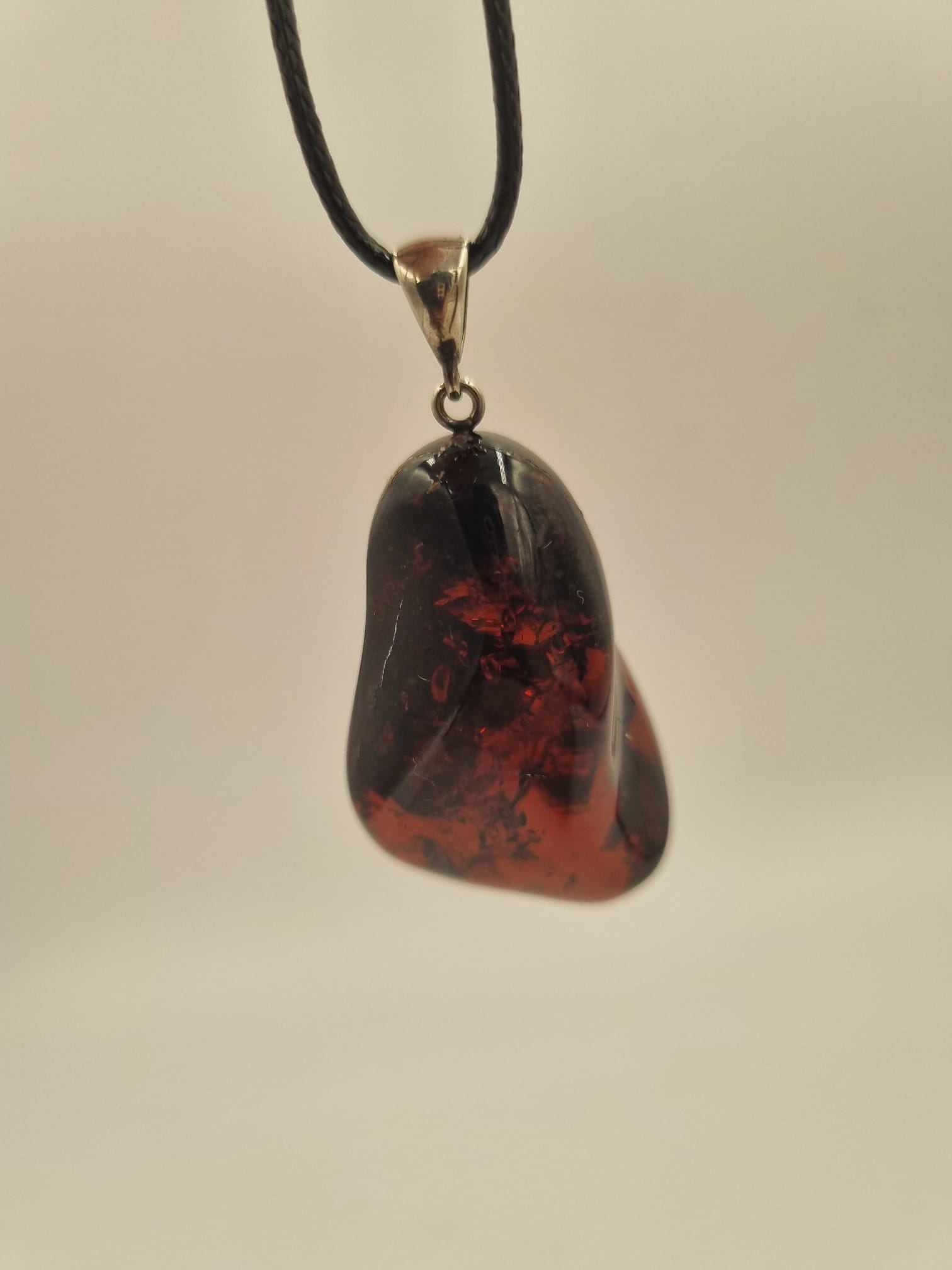 Kehribar Ateş Kolye Ucu