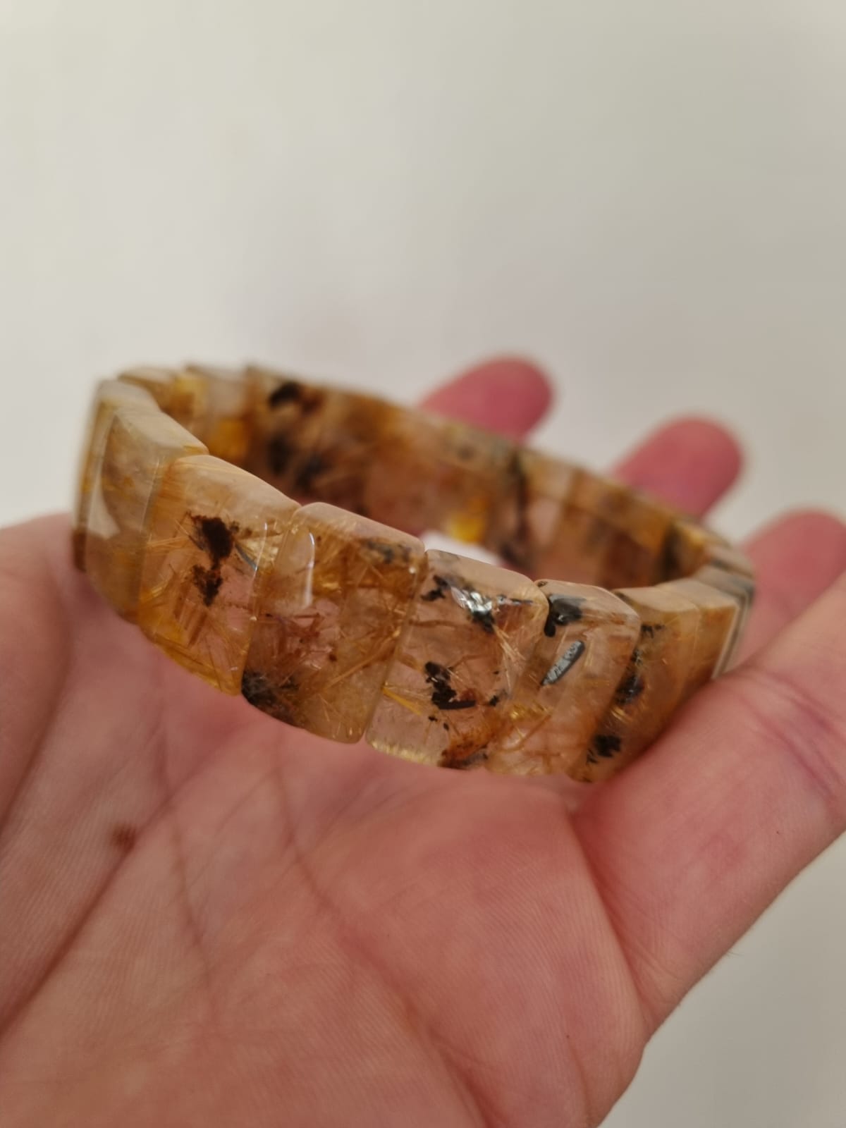 Golden Healer Taşı Bileklik – Özel Kesim Fosillli