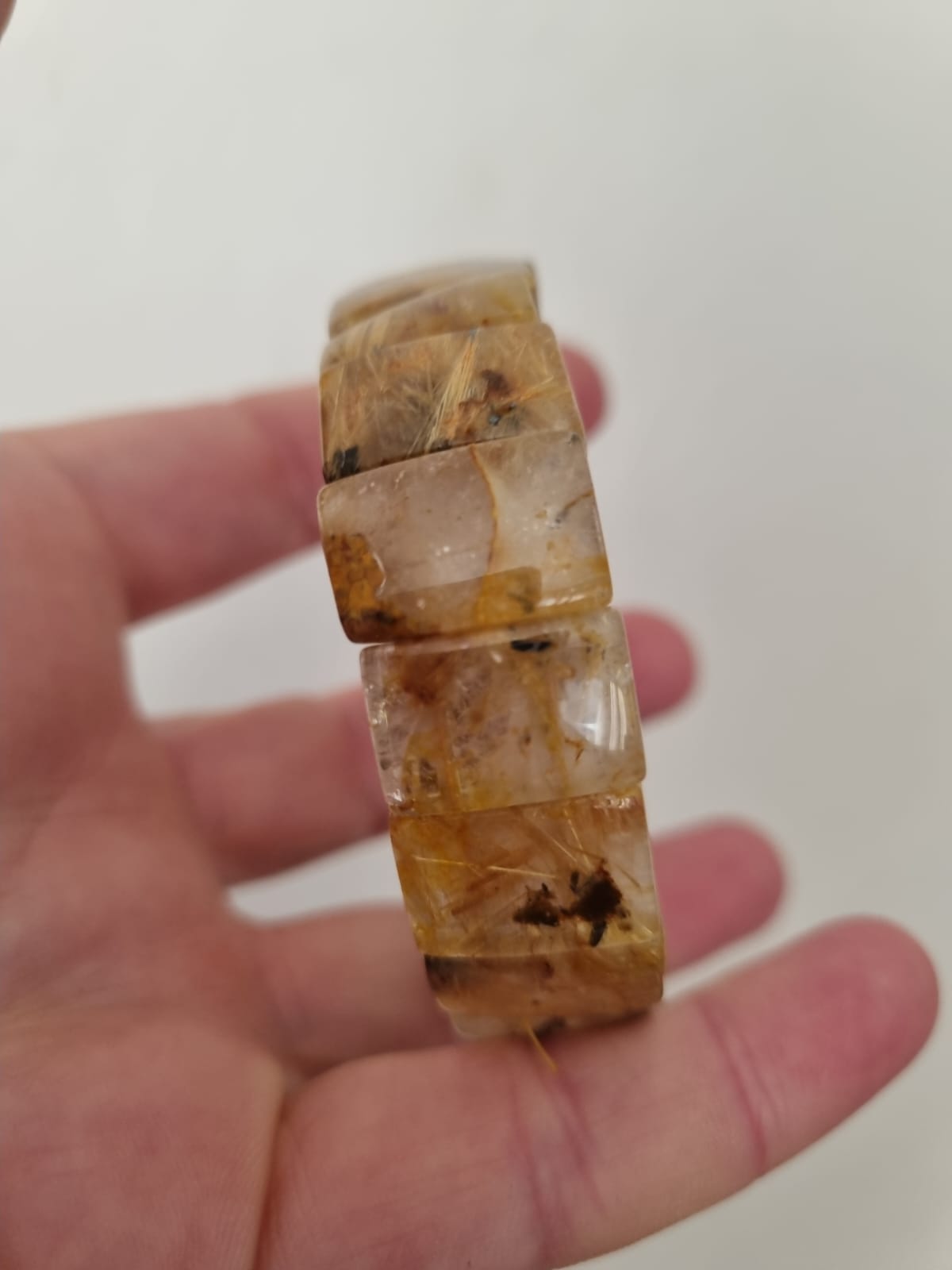 Golden Healer Taşı Bileklik – Özel Kesim Fosillli