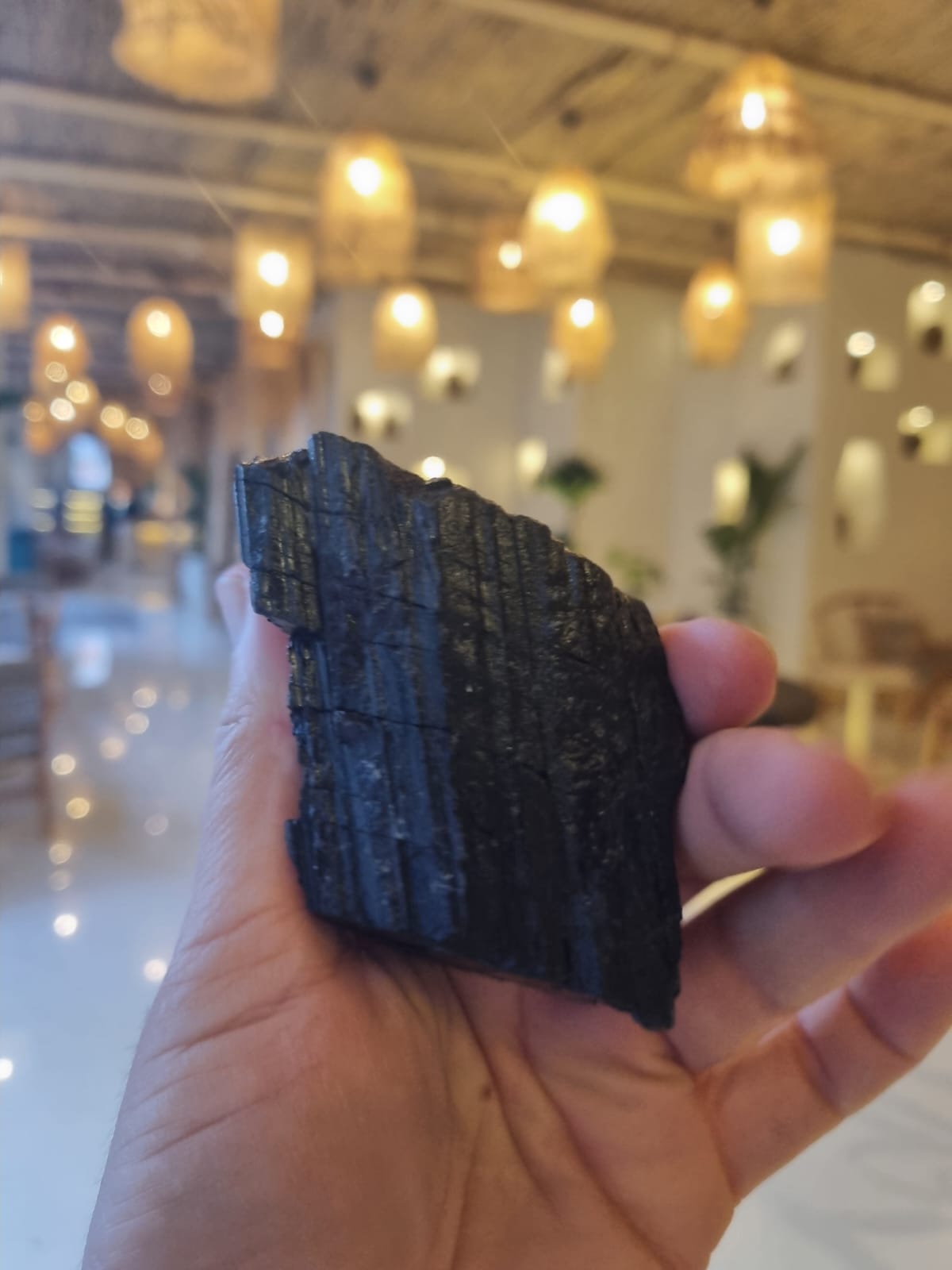 Siyah Turmalin 344gr Ham Taş