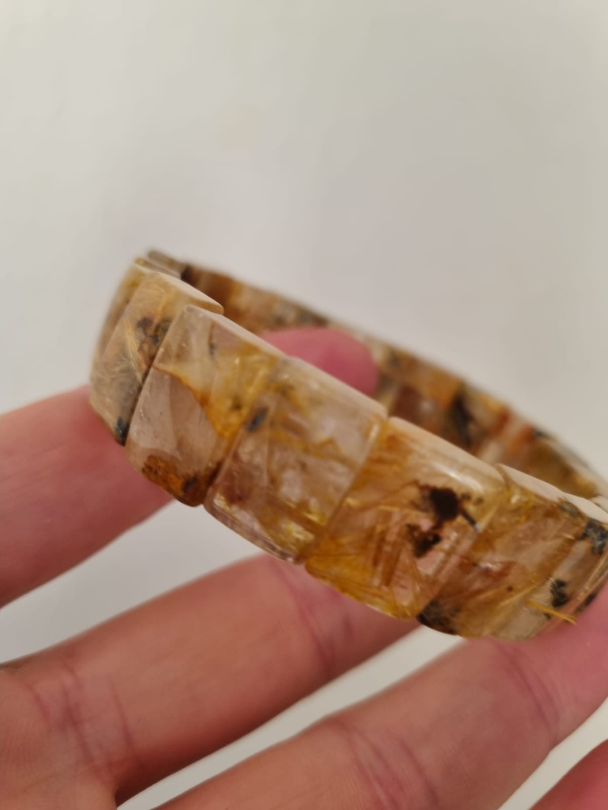 Golden Healer Taşı Bileklik – Özel Kesim Fosillli