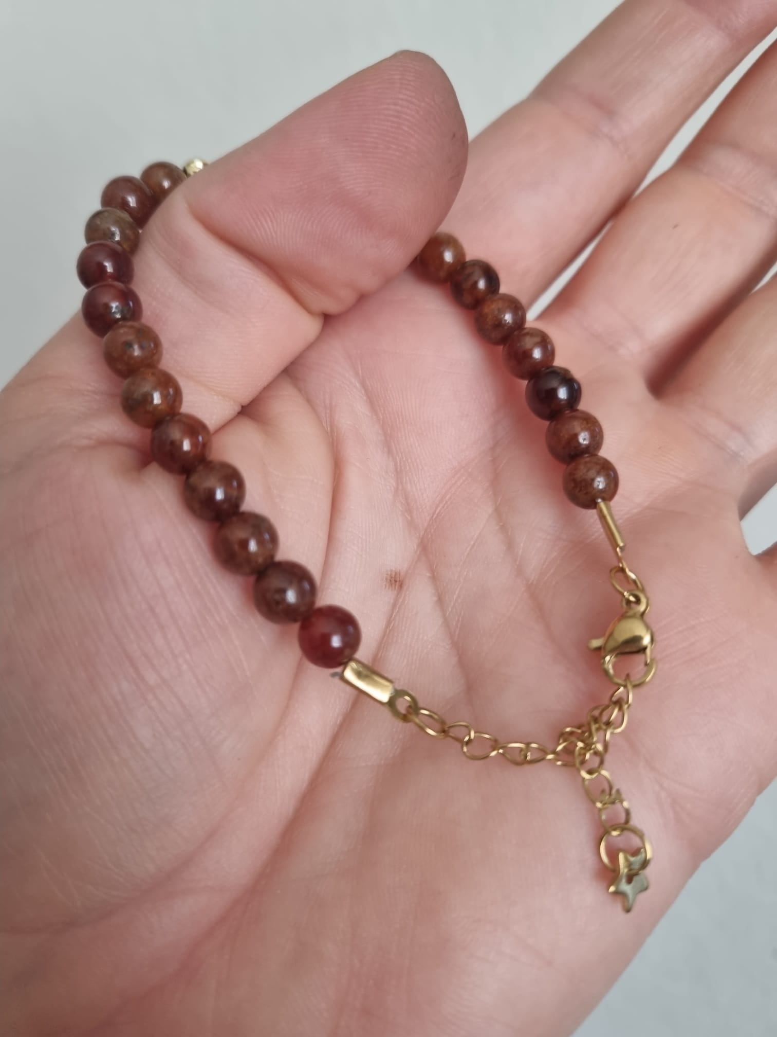 Garnet 6mm