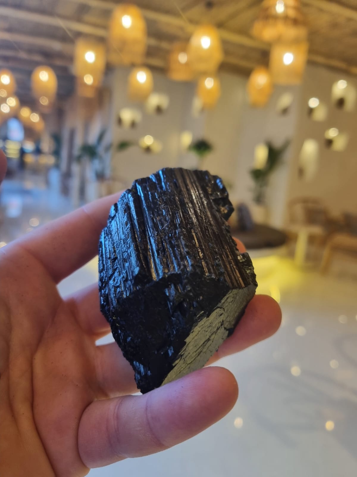 Siyah Turmalin 344gr Ham Taş