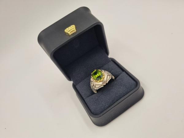 Peridot Özel Tasarım Gümüş Yüzük