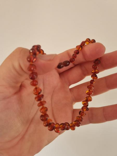 Kehribar Bebek Kolyesi