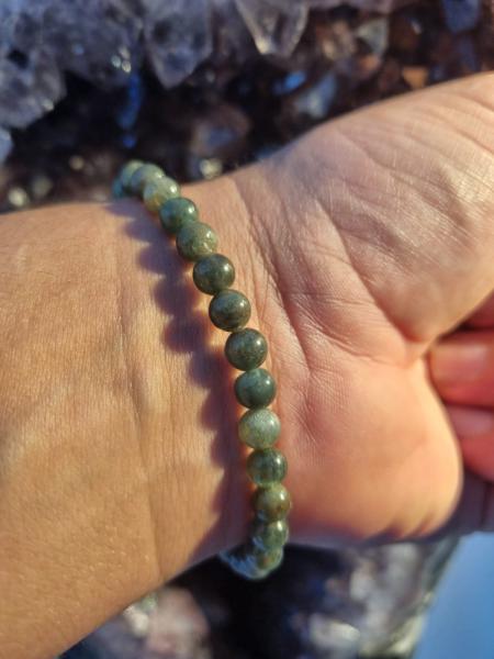 Yeşil Apatit 6mm Doğaltaş Bileklik
