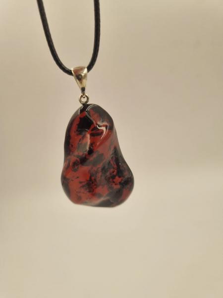 Kehribar Ateş Kolye